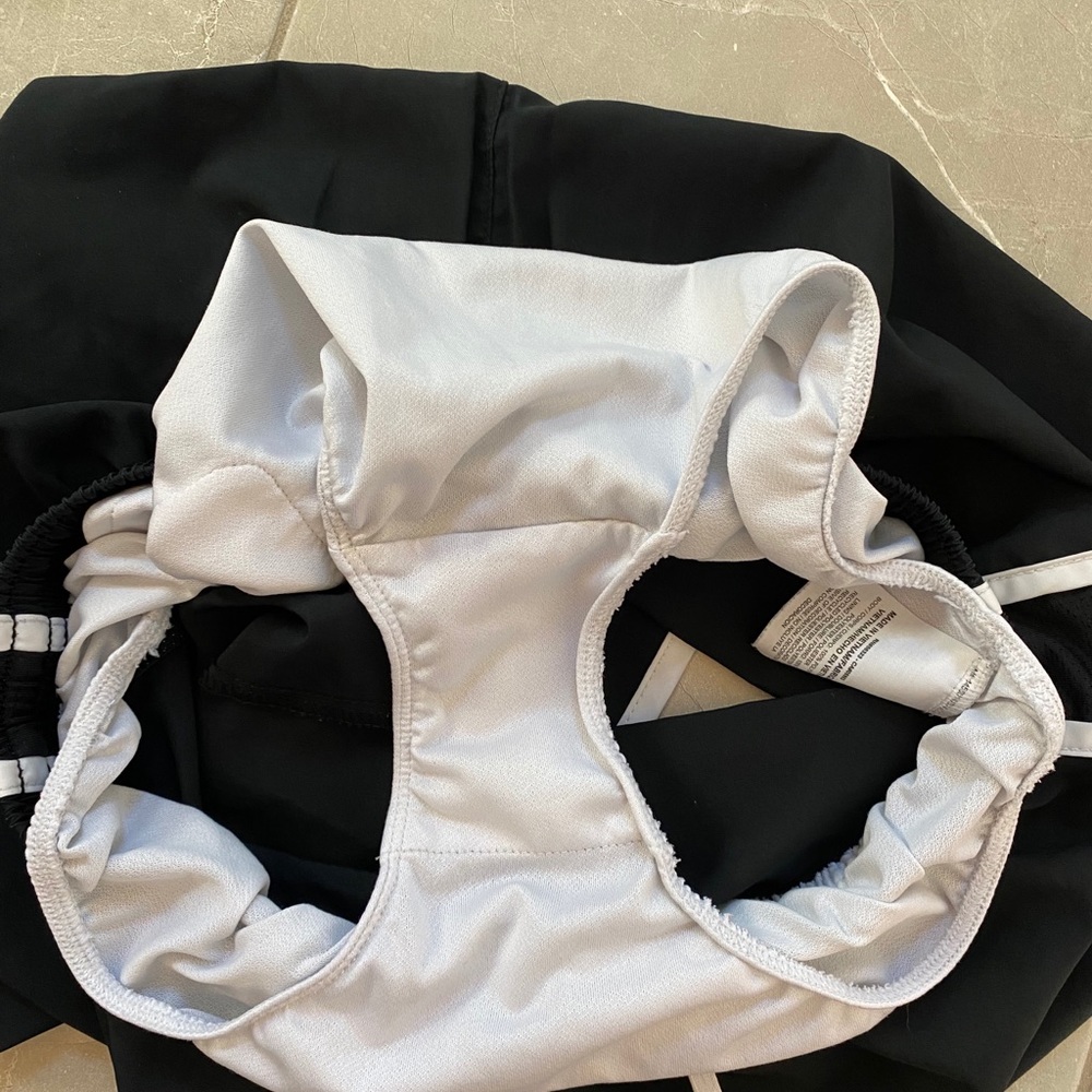 Nike Running Shorts - Picture 5 of 5